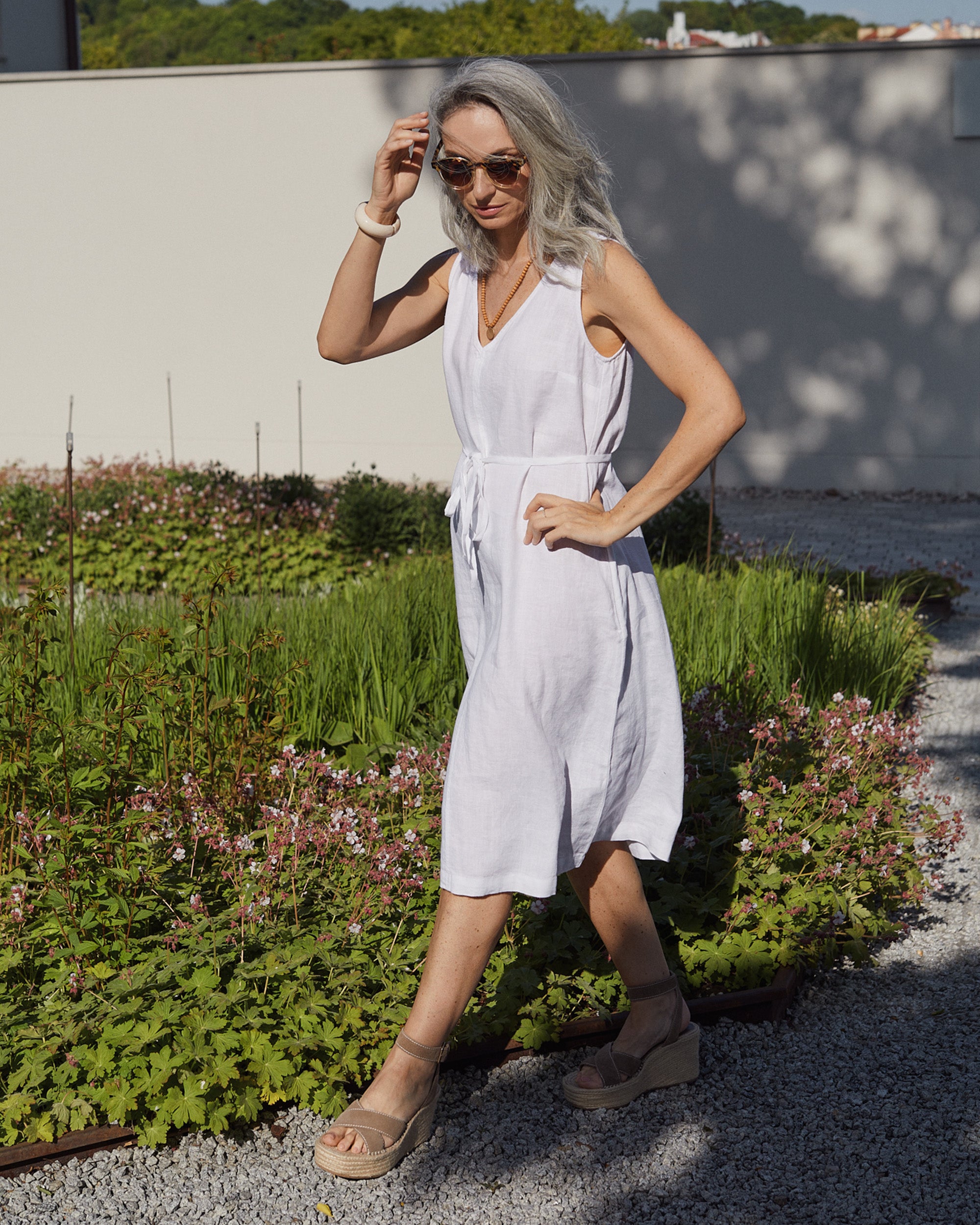 Basic linen dress OIA in White